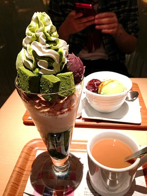 Snapdishの料理写真:ナナズグリーンティーの抹茶生チョコパフェ|高橋 梢さん