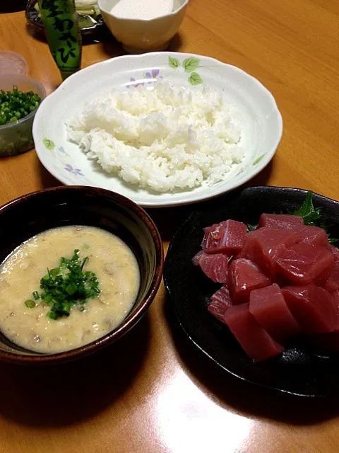 のいも（自然薯）とマグロぶつで炊きたてご飯を食します(^｡^)|everywineさん