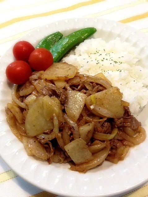 新じゃがと牛肉のオイスターソース炒め|うっちーさん