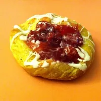 Crisp & flaky fresh cherry Danish!|Tamme Webbさん