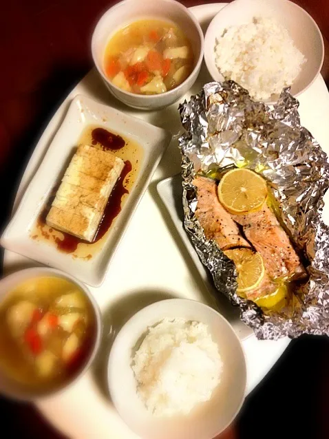 Lemon fried salmon w/ vegetable soup, tofu + rice|Emi Chiba-Smithさん