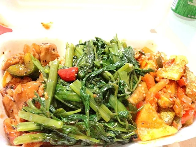 Kangkong, Achar and Chicken|fattytanさん