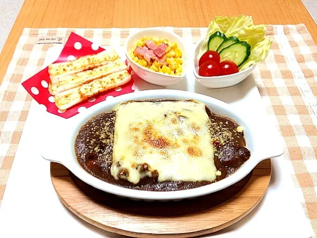 Snapdishの料理写真:焼きチーズカレー♡|りぃさん