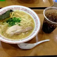 ラーメン|ぐっちーさん