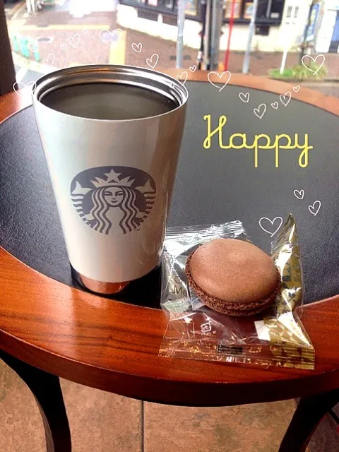 Snapdishの料理写真:STARBUCKS♡マカロン|ぽぽたんさん