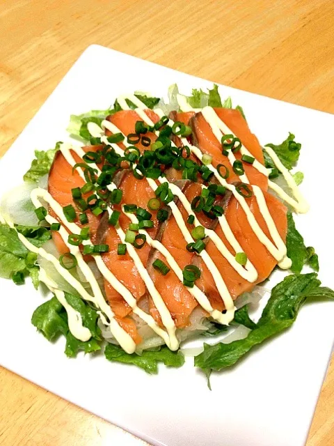 サーモンサラダ|のんこさん