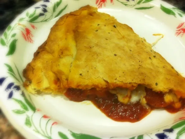 Pepperoni Calzone|Rebecca Merrillさん