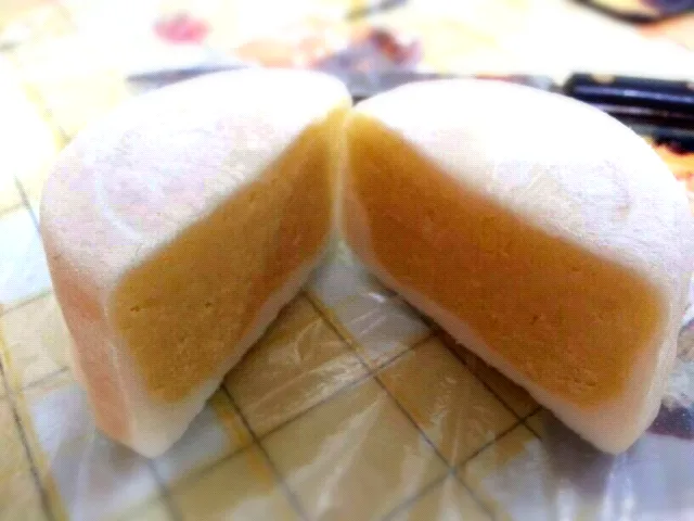 Snowy Mooncake with Mung Bean Filling|wan chanさん