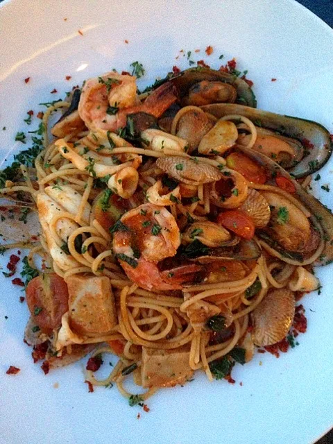 Spaghetti ai Frutti di mare @ PLUM Restaurant, Cape Sienna, Phuket|Aum aniwanさん