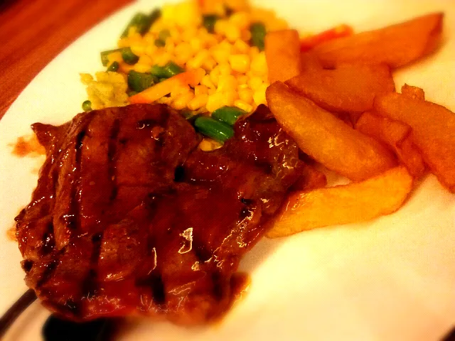 New Zealand Rib Eye Steak (medium)|Avien Indraさん