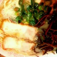 Snapdishの料理写真:福岡の美味しいラーメン☆|ミヤガワ　チヅルさん