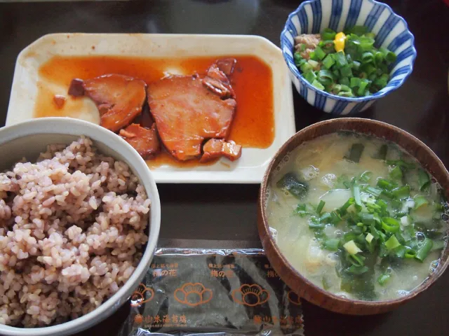 マグロの浅炊き&納豆|まぐろさん