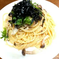 Snapdishの料理写真:明太子としめじのパスタ|jackyさん