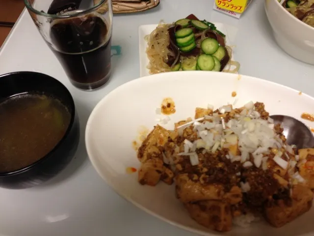 Snapdishの料理写真:麻婆豆腐丼とか|508さん