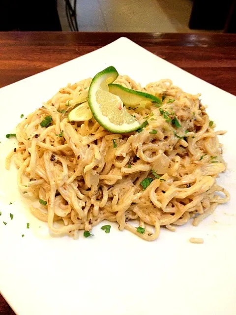 Pancit Tinapa|Rockwell Leeさん