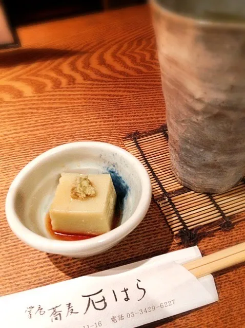 そら豆豆腐。焼酎香ばし茶割り。|晴雨さん