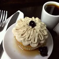 Blueberry Pancake Cupcake|Elianaさん