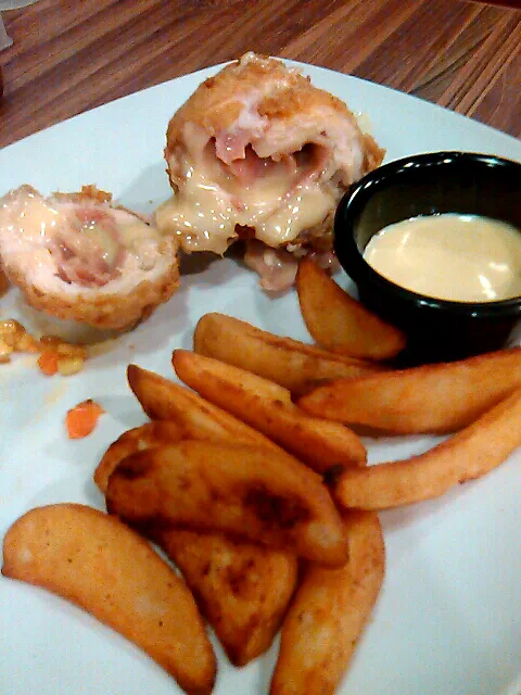 Chicken Cordon Bleu|rhaznaeyさん