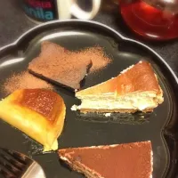 Snapdishの料理写真:ケーキ四種|みぅくぅさん