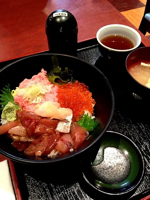 海鮮いくら丼|hgdsiさん