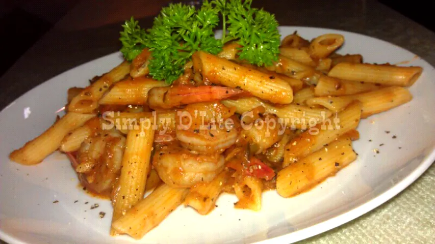 Penne Shrimp Pasta With Homemade Sauce.|Shaqeizhaさん