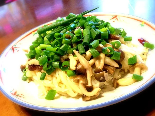 ボスカイオーラうどん🍴|おかっぴーさん