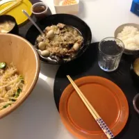 Snapdishの料理写真:ごはん、八宝菜、もやしとキュウリのさらだ、もずく酢、中華スープ|508さん