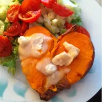 Healthy sweet potato and goats cheese salad|gさん