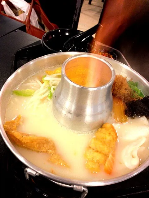 Fish soup with rice vermicelli|Funky Chefさん