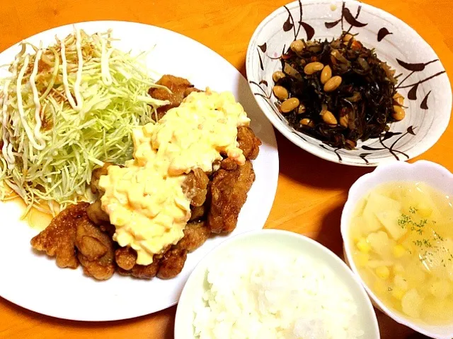 チキン南蛮、大豆と昆布の炒め煮、塩じゃがスープ❤|まりえさん