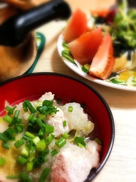 鶏胸肉のみぞれ鍋と豆腐サラダ|たんさん