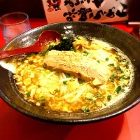 Snapdishの料理写真:にんにく豚トロラーメン(大盛り)|ZEROさん