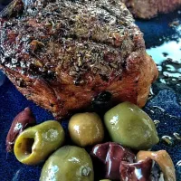 Snapdishの料理写真:Grilled Lamb & Marinated Olives|Elizabethさん