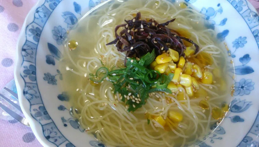 Snapdishの料理写真:塩麹ラーメン★子どもバージョン|亜依さん