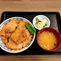 フジザクラポーク豚丼|カツゴンさん