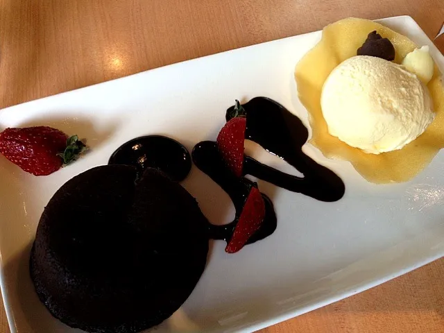 Melting lava cake|Christine Wijayaさん