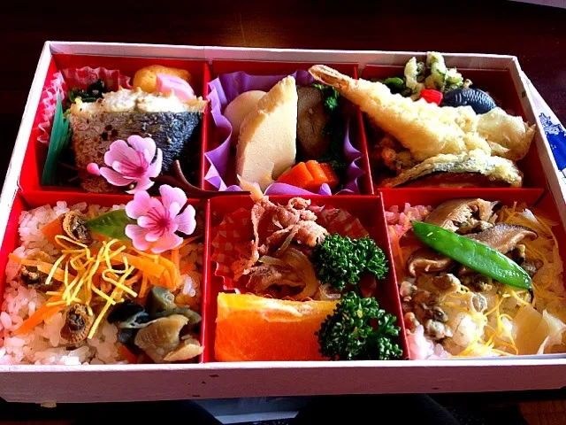 お花見弁当(^_-)|mintoさん