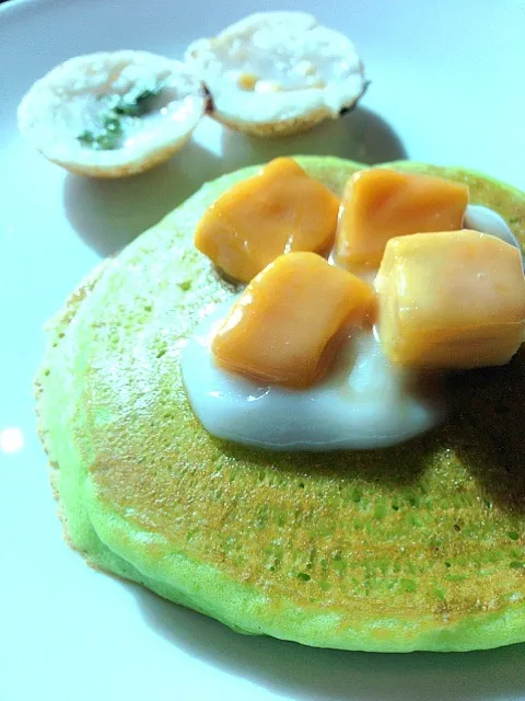 Pandan Pancake & Thai Coconut Cakes|willklhさん