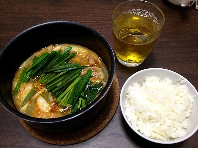 昨日の味噌汁でチゲ鍋風鍋！d(^_^o)脇役が簡単に主役に( ^ω^ )|あすかさん