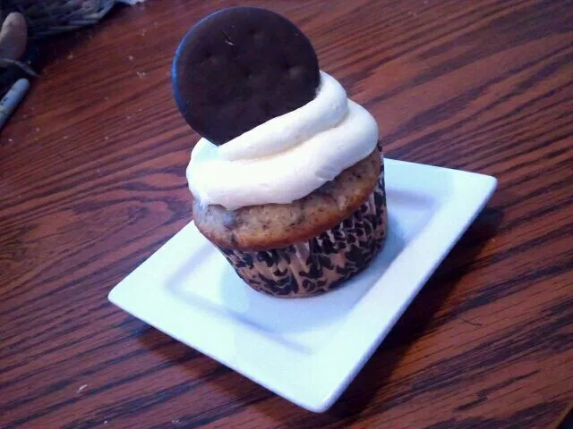 Thin mint girl scout cupcake|Jacki Carterさん