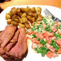 Roasted eye of round, creamed carrots and peas, and roasted reds|crystalさん