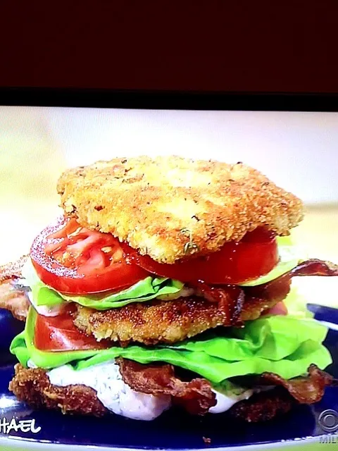 Chicken bacon lettuce and Tomato stacker with homemade ranch.|amyさん