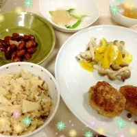 Snapdishの料理写真:【料理教室】竹の子ごはん、つくね、金時豆の甘煮、うどとアスパラの和え物|ニャンコさん