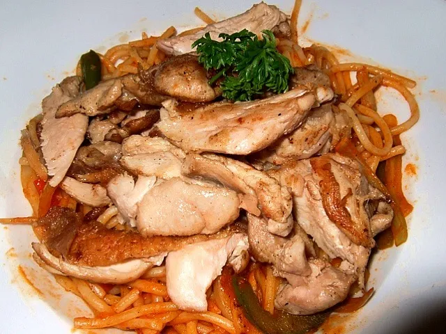 Spaghetti with Chicken Fillet|Yvonne Limさん