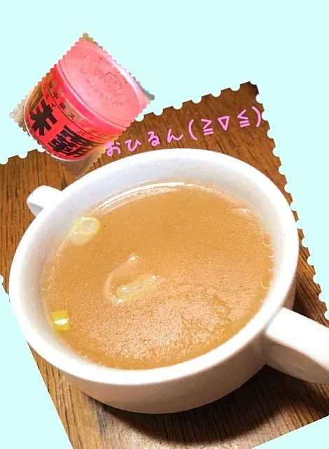 Snapdishの料理写真:簡単‼有り合わせで、中華スープ😄|おひるごはんさん