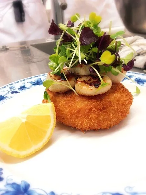 salted cod fish cake + seared scallops|Anne Toさん