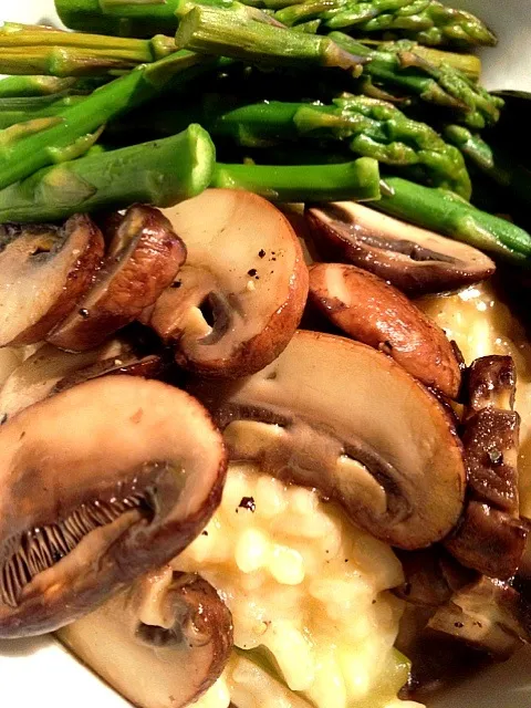 Mushroom and asparagus risotto|Ong Sor Fernさん