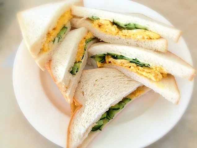 Egg sandwich.|Comer Ruyeeさん