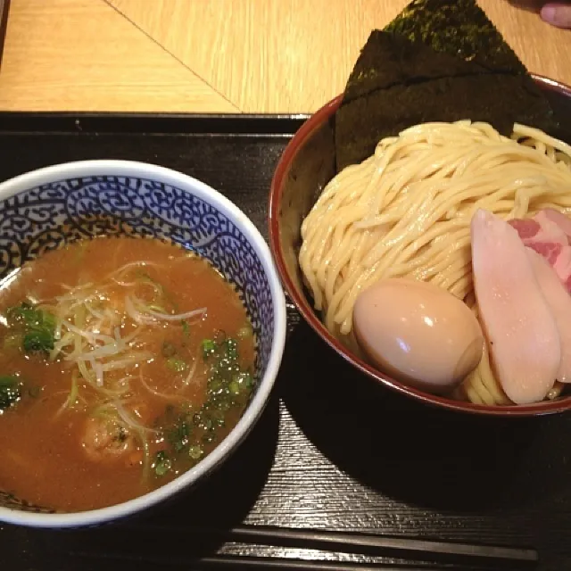 Snapdishの料理写真:特製濃厚魚介つけ麺 中盛@一燈(新小岩)|塩豚骨さん