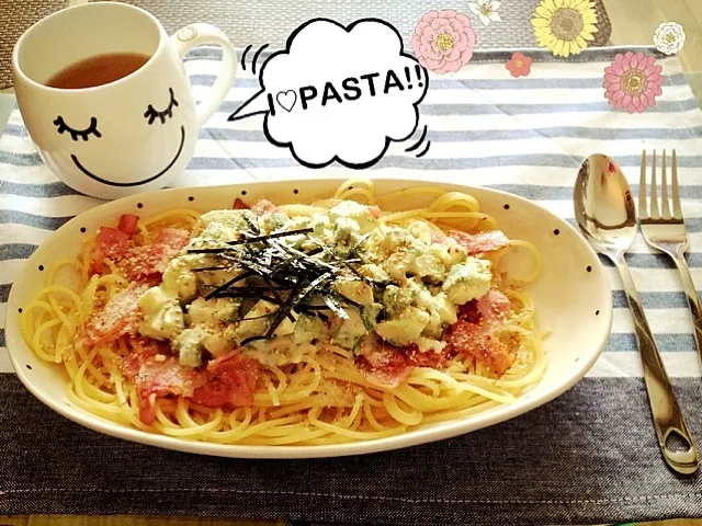 アボカドとベーコンのパスタ|ポァン◡̈*❤︎さん